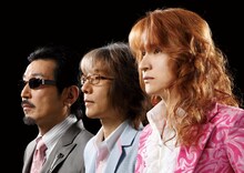 写真は本物のTHE ALFEE。