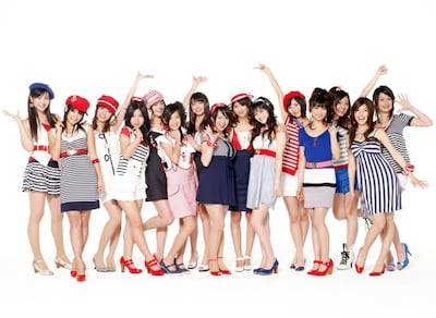 メンバーの6号外岡えりか（写真左から2番目）は、現在マクドナルド「クールサマー『みんな100円』篇」CMに出演中。この秋には初主演映画も公開される。