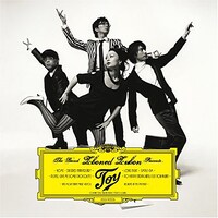 ズボンドズボンは、RAG FAIRのメンバーとしても活動する土屋礼央がボーカルを務める4人組バンド（写真はアルバム「JOY」ジャケット）。