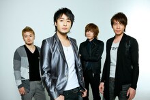 ツアー熊本公演（12月19日 熊本DRUM Be-9）ではtae、SAICO（鈴木彩子）TRIPLANE（写真）らと競演する。