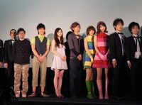 バニビの2人は昨日4月9日に行われた完成披露特別先行上映会に、主演の大東俊介、松本若菜らとともに出席した。