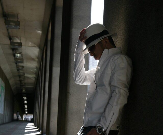 レコチョクの「クラブうた」ランキングで月間1位を獲得したほか、着うたフルランキングでもデイリーで最高3位にランクインした「With You～君といつまでも～feat.MAY'S」。4月7日には日本テレビ系「レコ☆HITS!」で話題の新曲として紹介され人気に拍車をかけた。