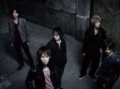 初の日本武道館や大阪城ホール、代々木競技場での単独公演を経て、バンドがどのように進化したのか、この新曲で明らかになる。