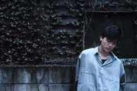 若き日の尾崎豊。