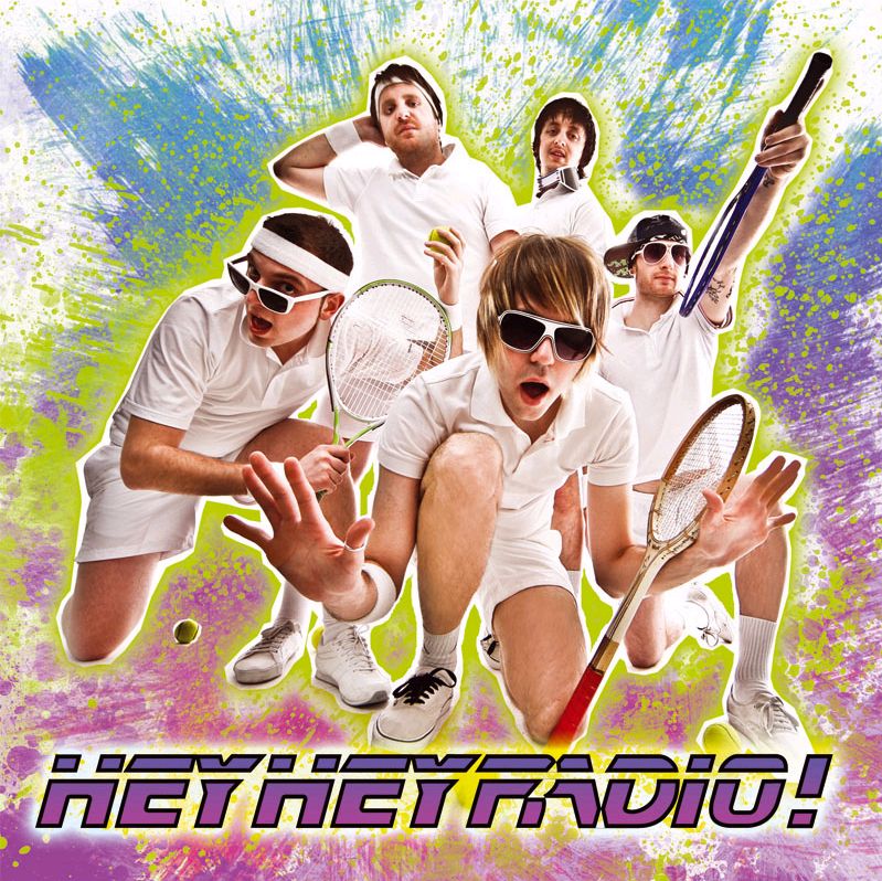 写真は3月にiTunes Storeで配信リリースされたHEY HEY RADIO! のアルバム「HEY HEY RADIO!」のジャケット。