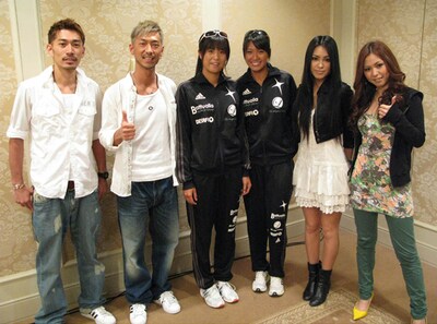 写真左からHAMMER（2BACKKA）、George-K、西堀健実、浅尾美和、JANEL。