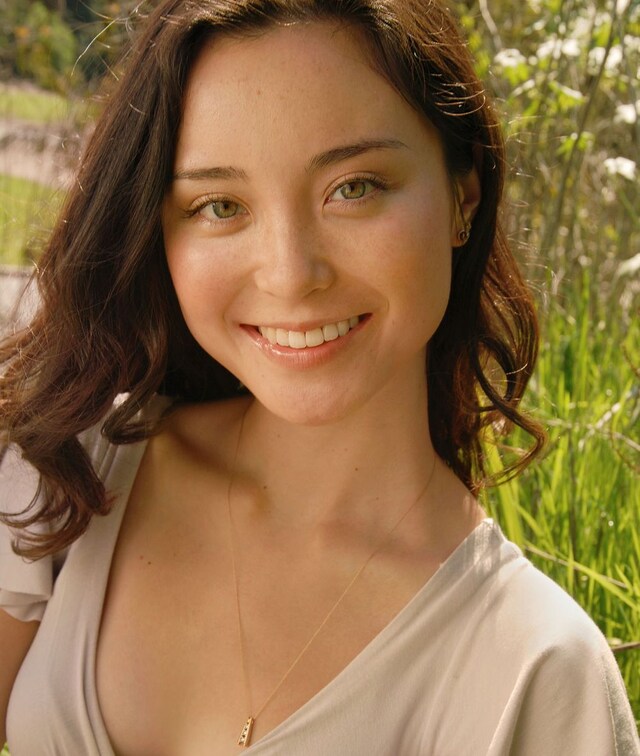 4月29日にデビューアルバム「キュリアス・クリーチャー」をリリースするエミ・マイヤー。ジャズテイストのサウンドと、スモーキーなボーカルが魅力だ。