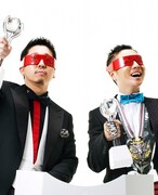 m-floは1999年7月7日、rhythm zoneより「the tripod e.p.」をリリースしメジャーデビューを果たした。