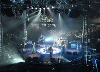 写真は4月26日の武道館GIG「氣志團現象2009 GIG AT THE BUDOKAN『鼓動』」2日目の様子。