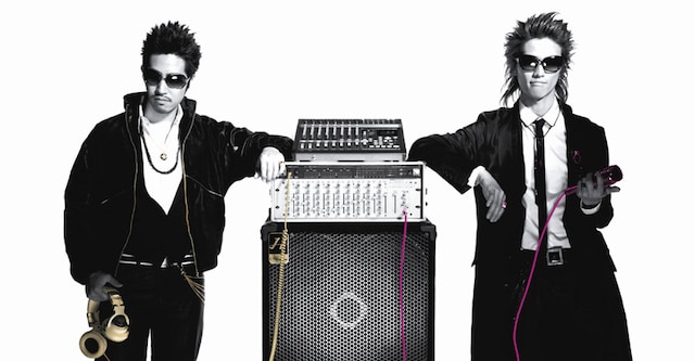 2001年にDJ KATSUがオーガナイザーを務めるイベント「熱帯夜」で出会い、同イベントが終幕した2004年より活動を開始したヒルクライム。左がDJ KATSU、右がMC TOCだ。