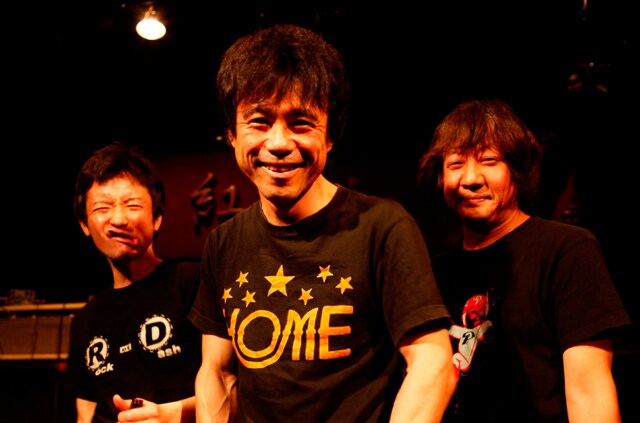 「ROCK YOU LIVE! ～Quiet Riot2010～」に出演する大木温之（写真左）。