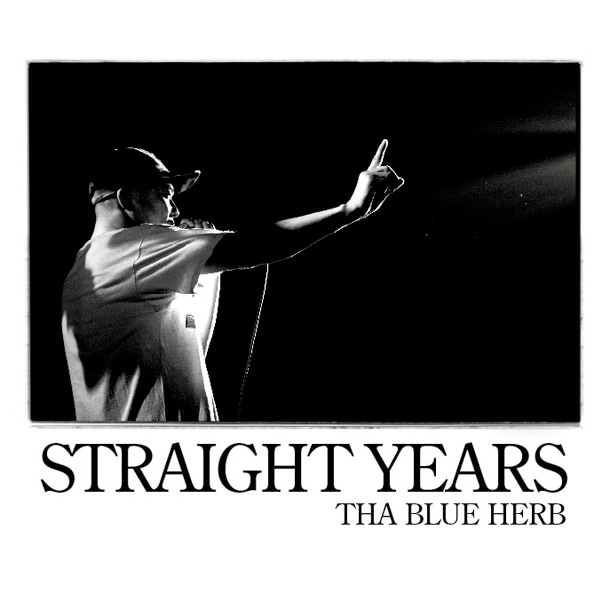 「STRAIGHT YEARS」のジャケット。500円というお買い得価格でリリースされる。