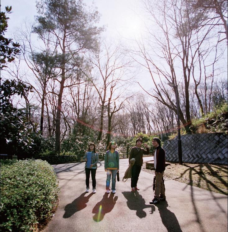 いなかやろうは5月6日に芸能花伝舎（旧淀橋第三小学校）で行われる「廃校フェス」に出演。5月9日には秋葉原CLIB GOODMANでレコ発ライブ「東京の演奏×都会の迷子さん」を開催する。