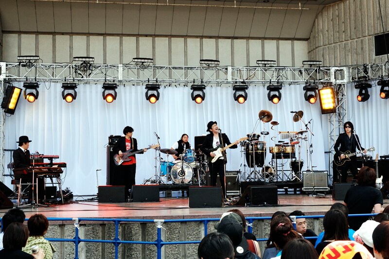 TOKYO MOOD PUNKSは新曲を含む5曲を披露。