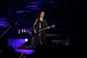 写真は5月2日公演より