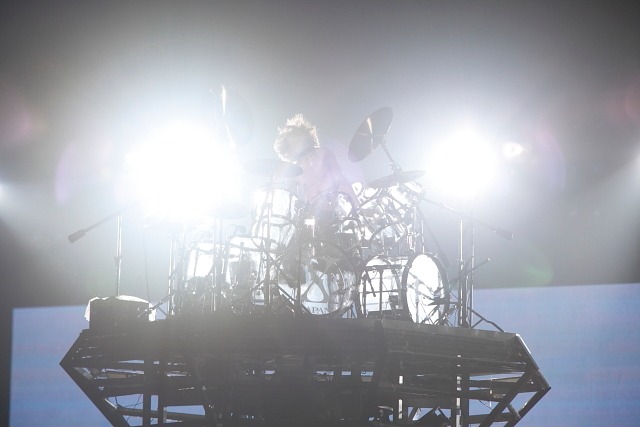 写真は5月2日公演より
