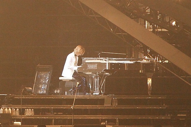 写真は5月2日公演より