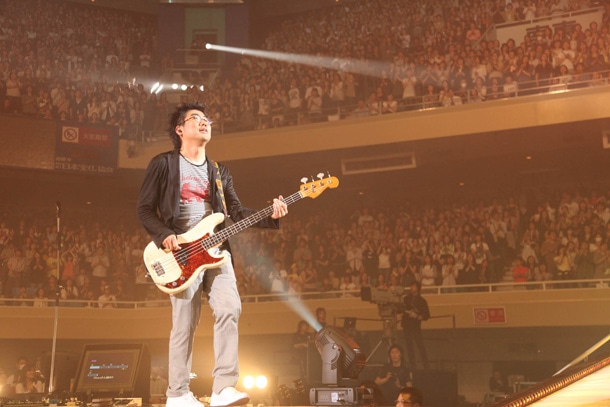 2日間で約2万人。360度を囲むファンに素晴らしい音楽で“恩返し”した亀田誠治。
