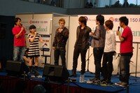 携帯サイト「@peps!ミュージック」では、IMALUとイベントにも出演したDJ光邦のコメント映像を配信中。