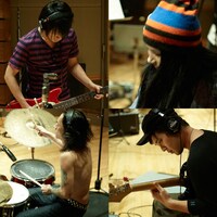 レコーディング中のメンバーの様子。写真は右上から時計回りで、Superfly、日向秀和（ストレイテナー）、中村達也、百々和宏（MO'SOME TONEBENDER）。