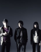 凛として時雨は、各地の夏フェスやイベントに出演した後、11月からZeppツアー「Tornado Z」を敢行する。