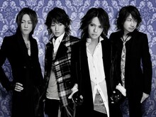 L'Arc-en-Cielは、5月22日から24日まで東京・赤坂Sacasにてイベント「L'Arc-en-Ciel Museum」を開催。イベントでは、ワールドツアー「TOUR 2008 L'7～Trans ASIA via PARIS～」のライブ映像上映会などが行われる（写真は右クリック禁止です）。