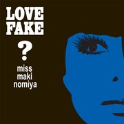 ユニクロUTに野宮真貴おしゃれデザイン「FAKE」登場