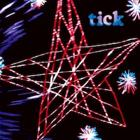 tickと10-FEETのコラボは、アルバム「6-feat」収録の「GOING CRAZY」以来2度目。ボーカルのno-booは、10-FEETのことを「公私でtickを支えてくれているかけがえのない仲間です」とコメントしている。