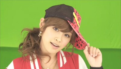 リーダー高橋愛のアップショット。