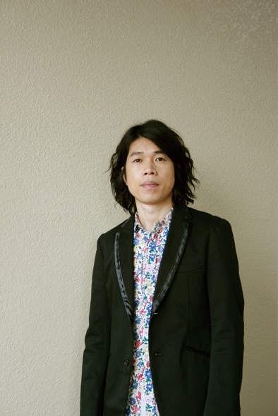 JOHN B's TRAVELLIN' BANDとともにイベントのホストを務めるジョン・B・チョッパー。