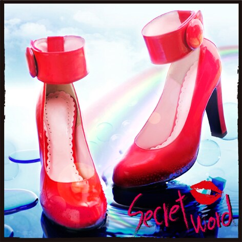 オフィシャルサイトでは5月21日まで、「“Secret Word”Release Party!! ～SPECIAL ONEMAN SHOW～」の先行予約を実施中（写真は「Secret Word」ジャケット）