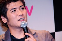 「（サンド伊達と自分は）顔の系統が一緒だよね」と吉川。会場からはブーイングが。