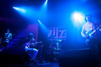 sleepy.abのステージでは、普段はしゃべらない山内憲介（G）が話し出し、驚いた成山剛（Vo,G）が「気がふれたかと思った（笑）」とツッこむ場面も。