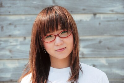 シングル曲「笑って笑って」は、昨年11月に「誰も知らない泣ける歌」で取り上げられ、大きな反響を集めたナンバー。明日の放送ではシングルリリースを記念して、新たな感動ストーリーとともにスタジオであらためて披露する。