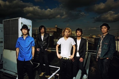 本日6月1日からは、全国ツアー「Trash We'd Love Tour 2009」もスタート。