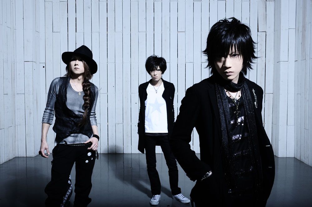 the studsは明日6月19日に広島ナミキジャンクションでライブを開催。その後、福岡、新潟、仙台、札幌を経て、7月20日に代官山UNITでツアーファイナルを行う。