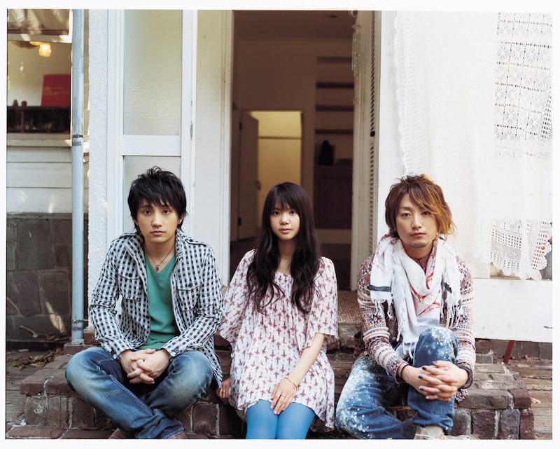 「PATi PATi」創刊当時は、まだ物心つく前だったであろういきものがかりの3人。