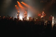 UNCHAIN、白熱パフォーマンスで赤坂BLITZを魅了