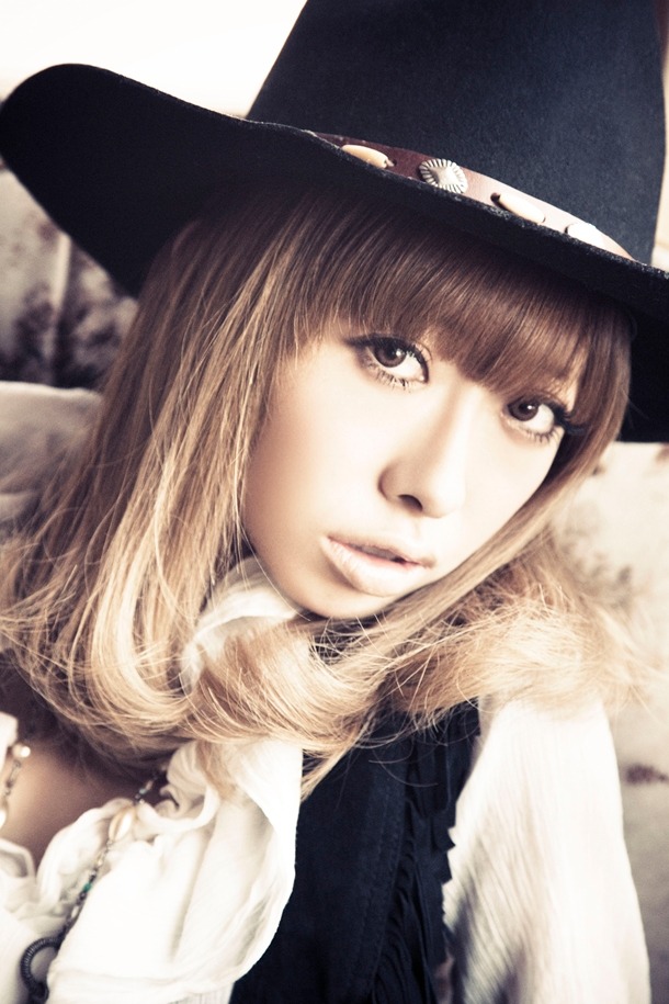 女子高生シンガーとして注目を集めたミリヤも二十歳に。大人の女性ならではの歌声をこのアルバムで楽しめそうだ。