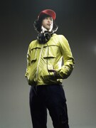 本格派っぽいたたずまいのDJやついいちろう。