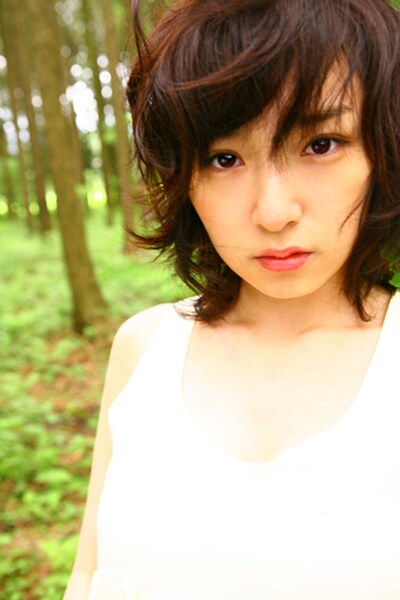 12歳でデビューした加護亜依ももうすっかり大人の女性に。