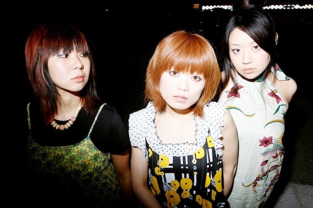 ナタリーPower Pushのコーナーでは、6月17日に「あっ、海だ。」でメジャー進出を果たしたつしまみれのスペシャルインタビューを公開中。