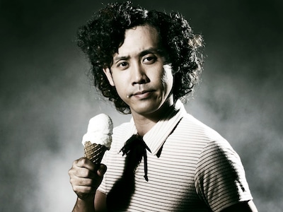 「赤鼻のセンセイ」主演の大泉洋は、6月10日に発売されたGReeeeNの3rdアルバム「塩、コショウ」テレビCMに出演している。