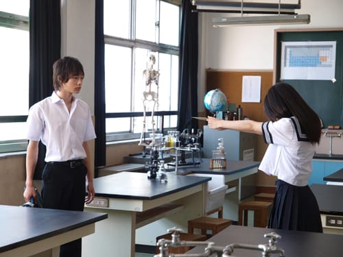 女の子(柏木由紀)が憧れの男の子(昇碓井将大)に告白するシーン。