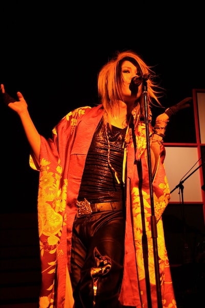 10月にリリースされるシングルは、映画「掌の小説」のテーマソングに決定。映画は川端康成が約40年にわたり綴った掌編小説がベースとなっている。