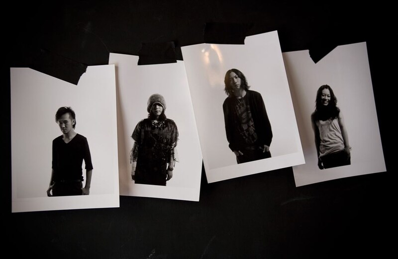 Power Pushのコーナーでは、アルバム収録曲「心」のビデオクリップの視聴と一部楽曲の試聴が可能。インタビューとあわせてチェックしてみてほしい。