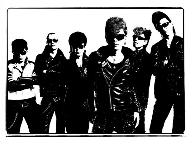 GIGで完全復活を宣言した氣志團が、いよいよ待望の新曲を発表。リリース情報も待ち遠しいところだ。