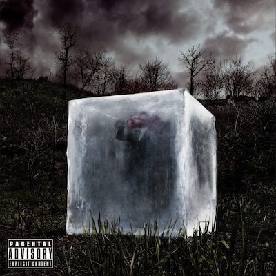 アルバム発売直後の7月18日からレコ発ツアーを開催するthe GazettE。ツアーファイナルではさいたまスーパーアリーナでパフォーマンスを行う（写真は「DIM」通常盤ジャケット）。