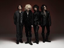 D'ERLANGERは11月11日に大阪厚生年金会館芸術ホール、13日に東京・NHKホールでワンマンライブを実施。