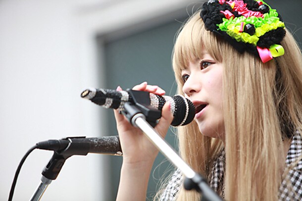 AIRA MITSUKI 6 FORCE 初回限定盤　新品未開封　廃盤 Amazon.co.jp: 6 FORCE: ミュージック